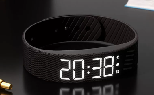 Waterproof electronic watch by Wiio