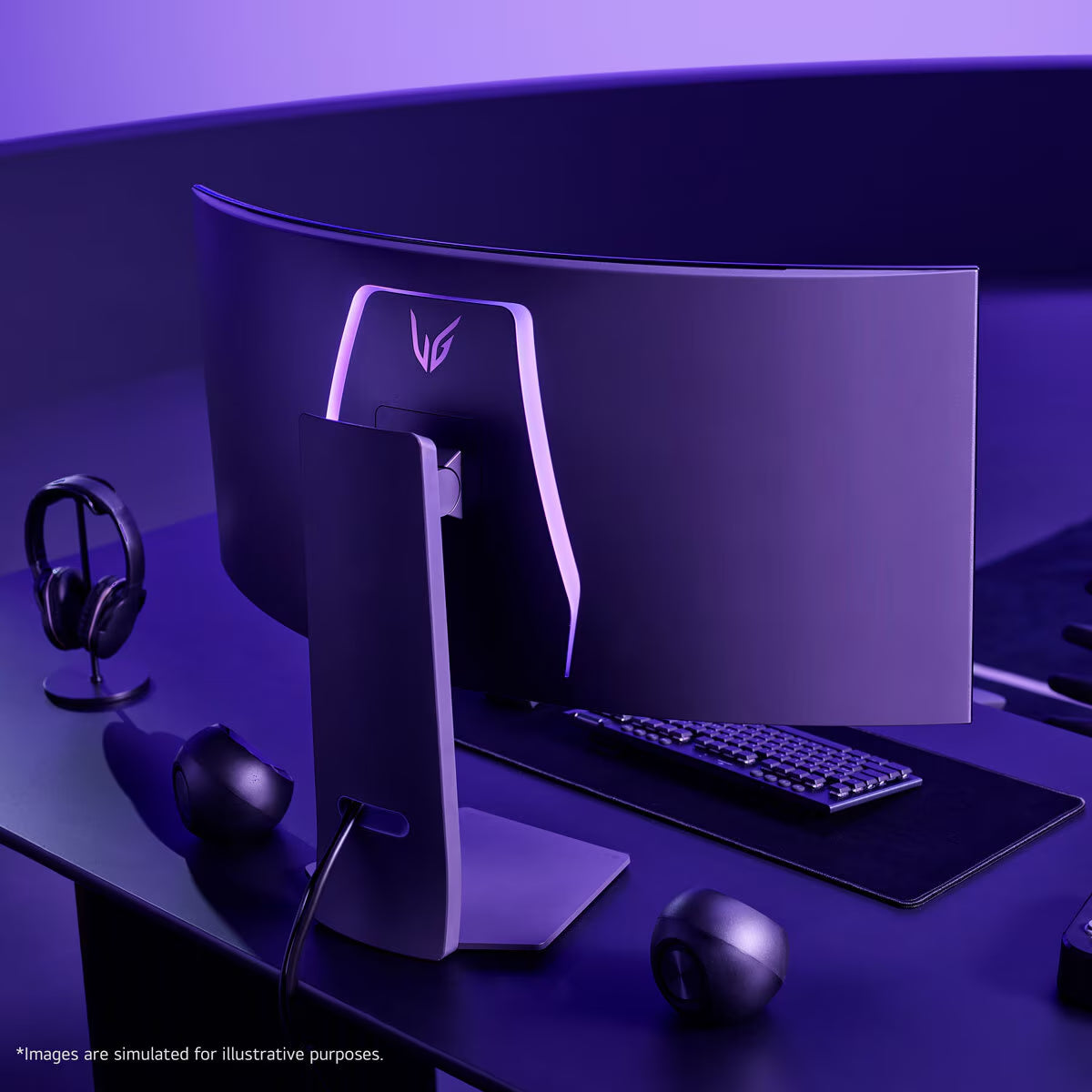 Ultragear 39 Inch WQHD 240Hz OLED Gaming Monitor, 39GS95QE-B